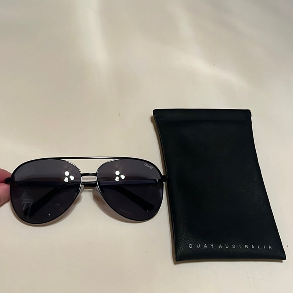 Quay Australia Black Aviator Sunglasses